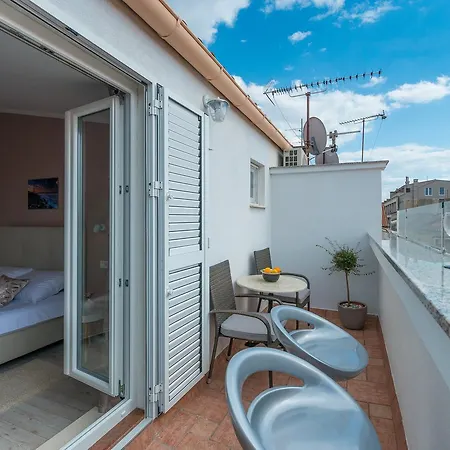 Retro Guest house 4*
